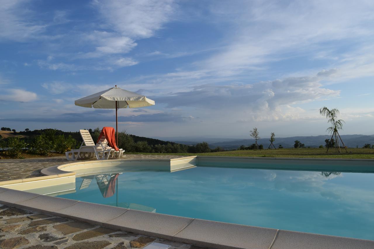 Agriturismo Terra Selvatica Valfabbrica ภายนอก รูปภาพ