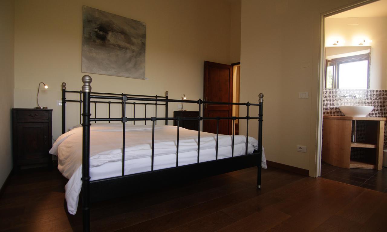 Agriturismo Terra Selvatica Valfabbrica ภายนอก รูปภาพ